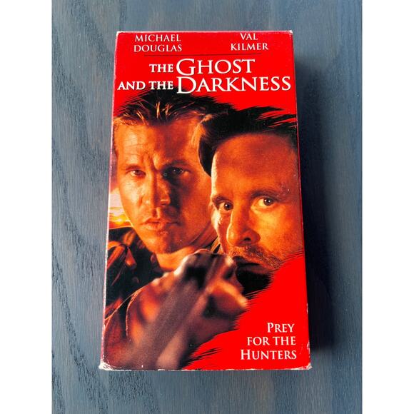 The Ghost and the Darkness Val Kilmer Adventure Movie Vintage 1997 VHS Tape - Picture 1 of 4